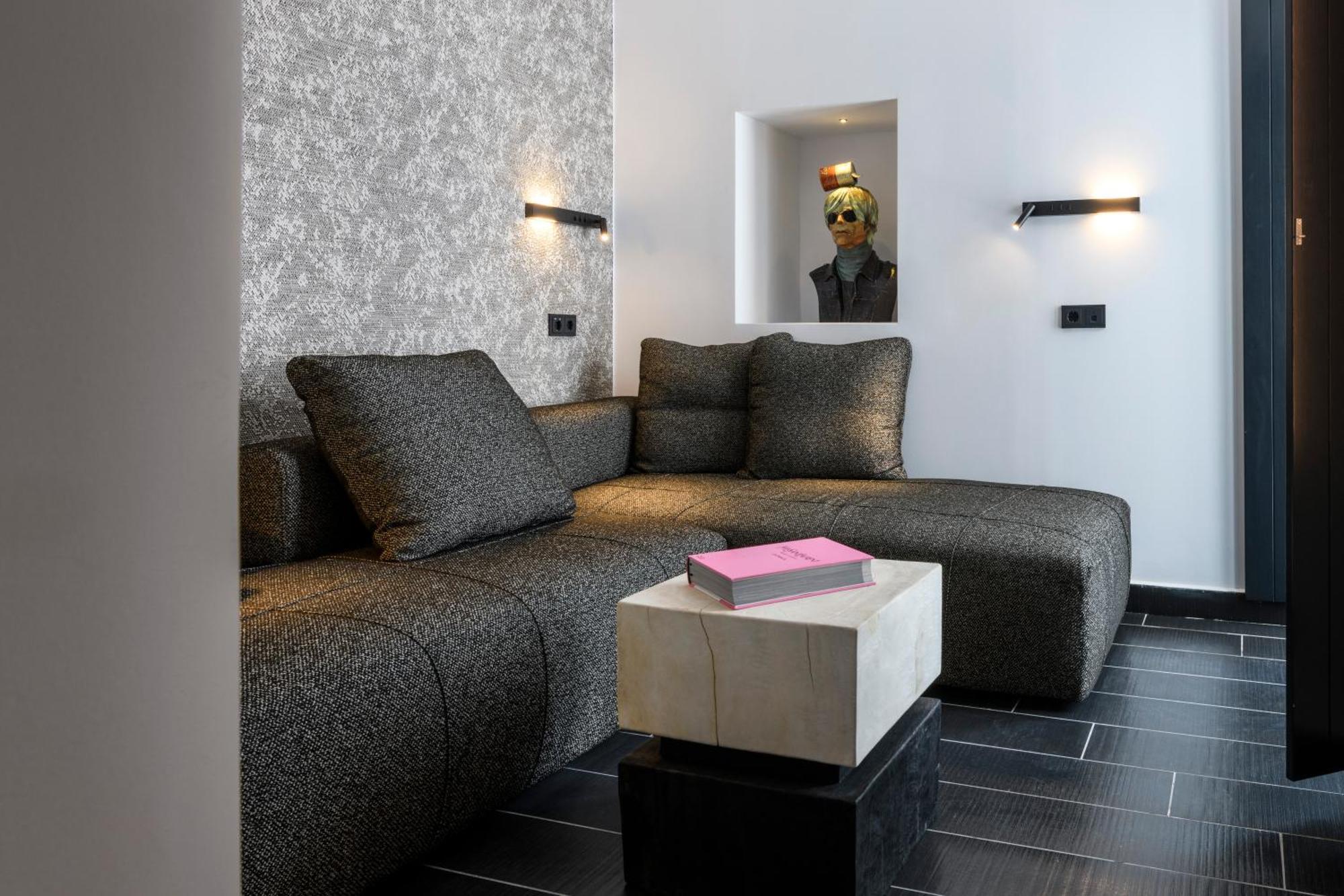 Aparthotel She Mykonos - The Residency Mykonos Town Zewnętrze zdjęcie